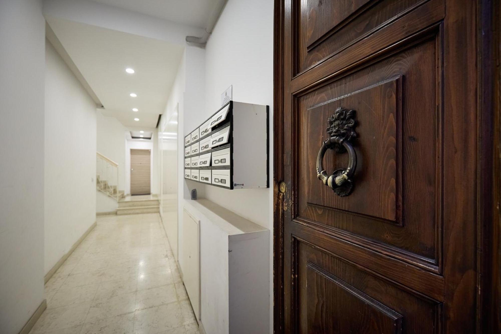 La Torre Lunga -Smart Working- 150 M Dalle-From Due Torri-Two Towers Bolonha Exterior foto